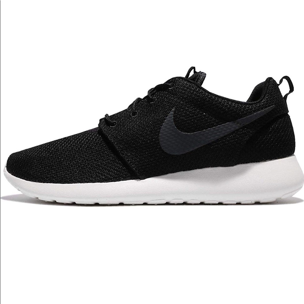 Men’s Nike Roshes White and Black
